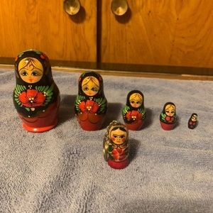 Set of 5 Traditional Matryoshka Wooden Russian Nesting Dolls